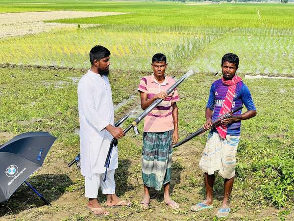 ধারাবর্ষা চর এলাকায় মানবিক সহায়তা কার্যক্রম